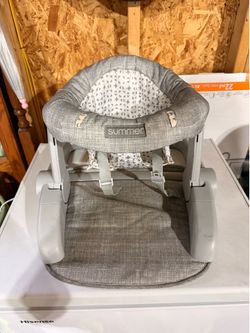 Baby lounger