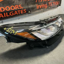 FORD ESCAPE 2023-2025 RH HEADLIGHT OEM