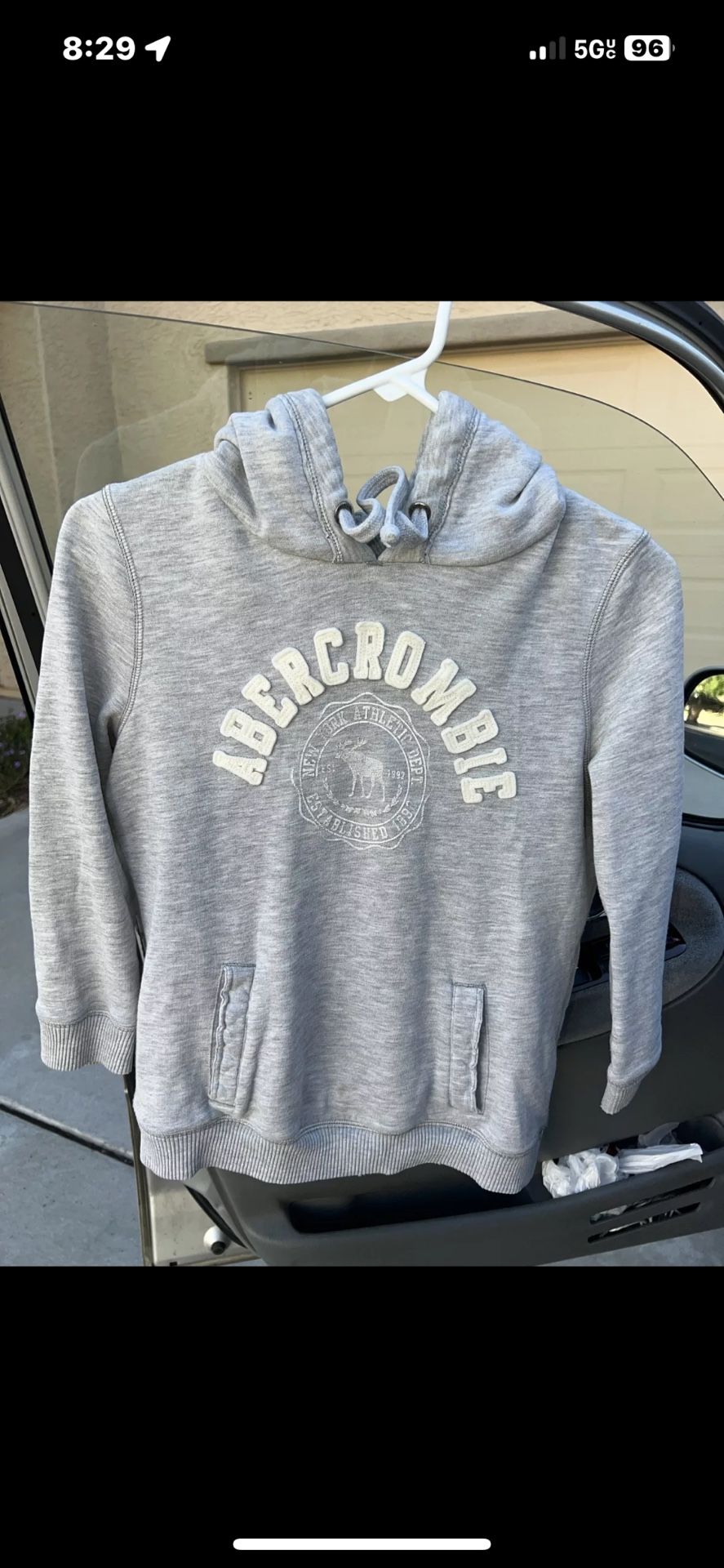 Unisex Abercrombie Hooded Sweatshirt Medium Gray Logo Hoodie Long Sleeve Youth