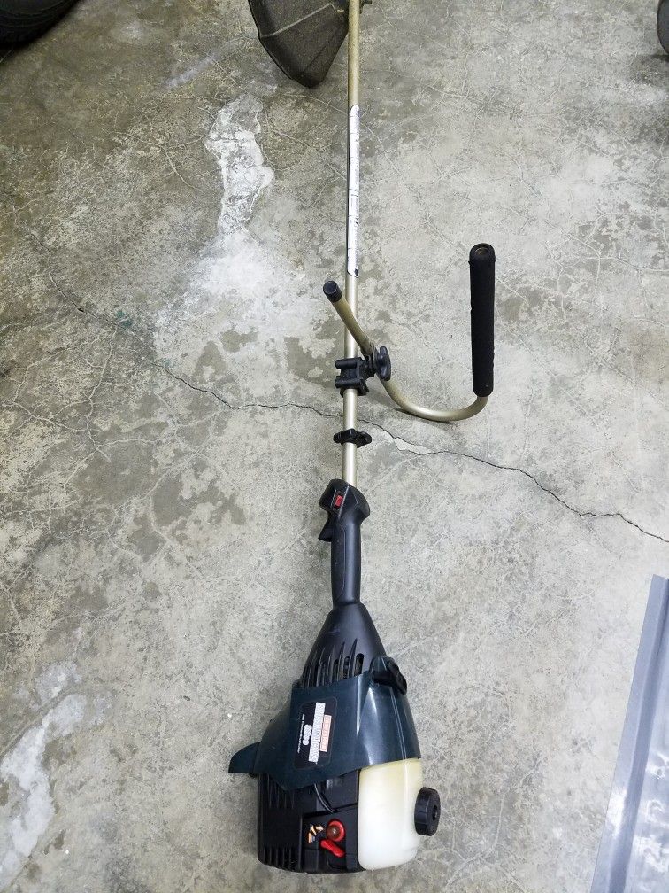 Sears Craftsman 32cc Weed Eater for Sale in Snohomish, WA OfferUp