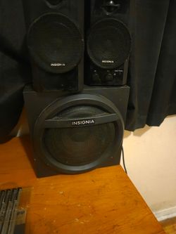 Insigna speaker sub set