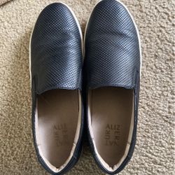  naturalizer marianne slip on sneakers (9.5 women’s)