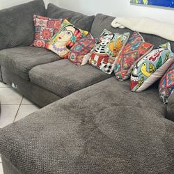 Sectional Sofa