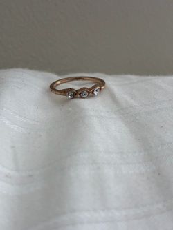 Triple 3 Rhinestone Design Mixed Crystal Design Rings in Gold Tone