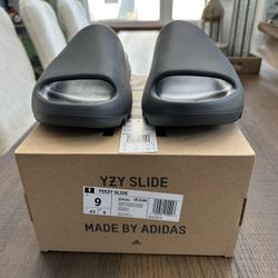 Adidas Yeezy Slide Granite Size 9 Men’s Brand New
