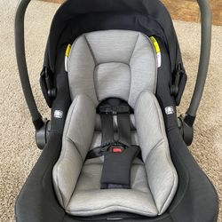 Nuna Baby Car seat 