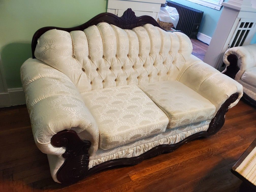 Vintage Sets; off/white Color Rare ✨️ to find & Barely Used