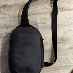 NOMATIC Navigator Sling Lite 6l- Side Backpack 