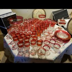 Kings And QUEENS RED VINTAGE DEPRESSION GLASS SET