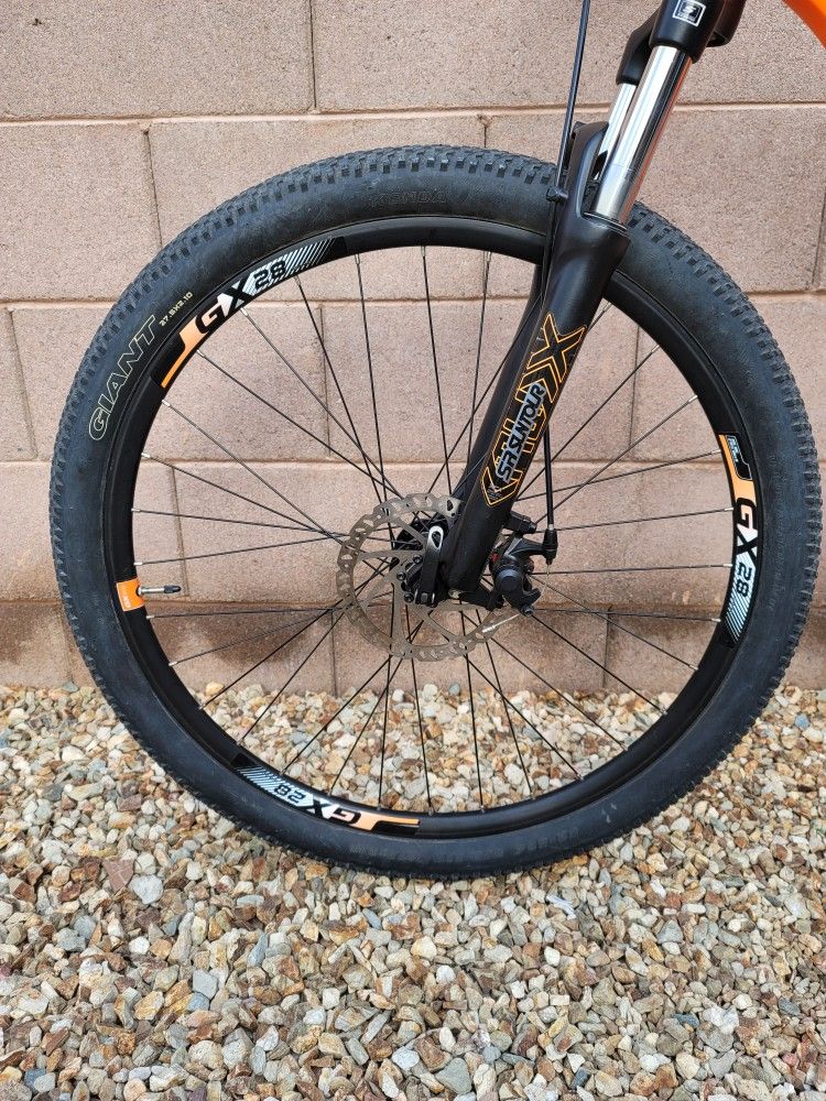 GIANT ATX 2 MOUNTAIN BIKE for Sale in Mesa AZ OfferUp