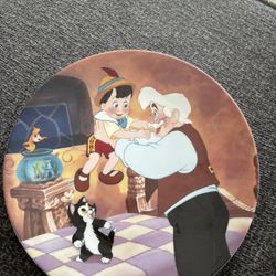 Collectible Disney Plate 