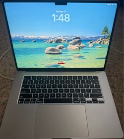 MacBook Air 15 inch Excellent Condition!!!