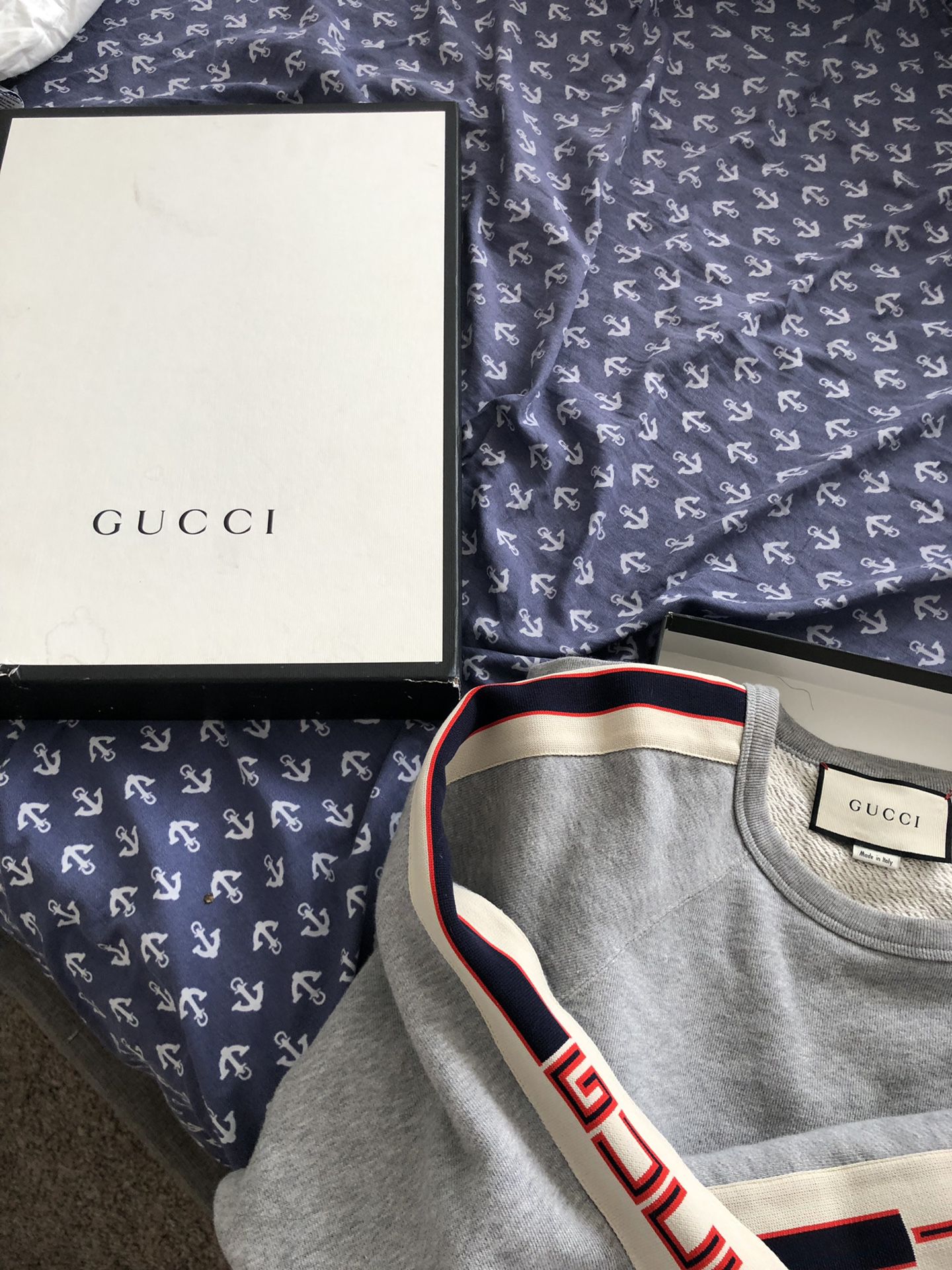 Gucci sweater with box and receipt
