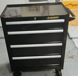 Husky 26.5 toolbox, no keys