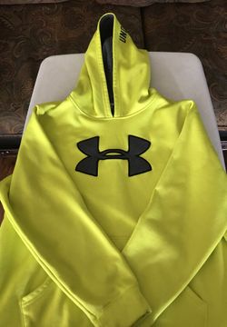 Under armor dri fit - size youth large