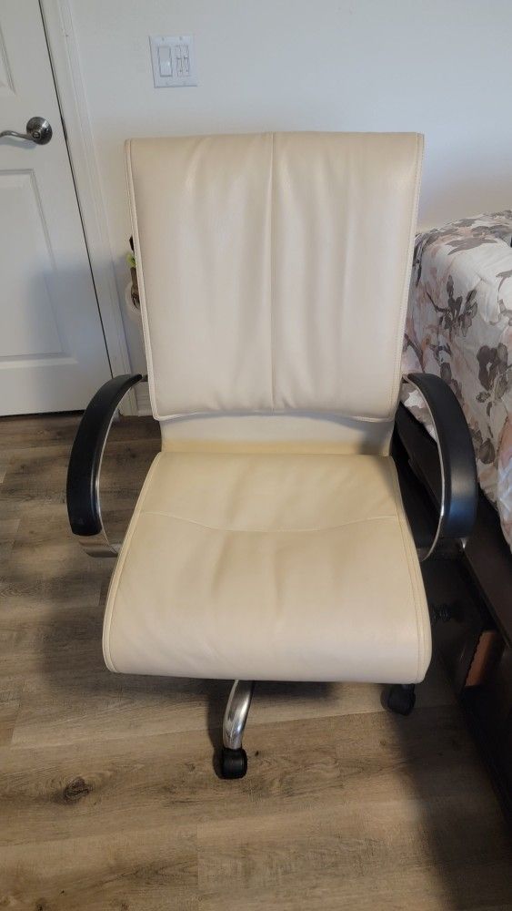 Office / Desk Chair