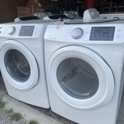 Samsung Washer And Gas Dryer Set 