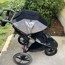 Babby Jogger Summit X3 Jogging  Stroller (Mint Condition) **  Make Offer **