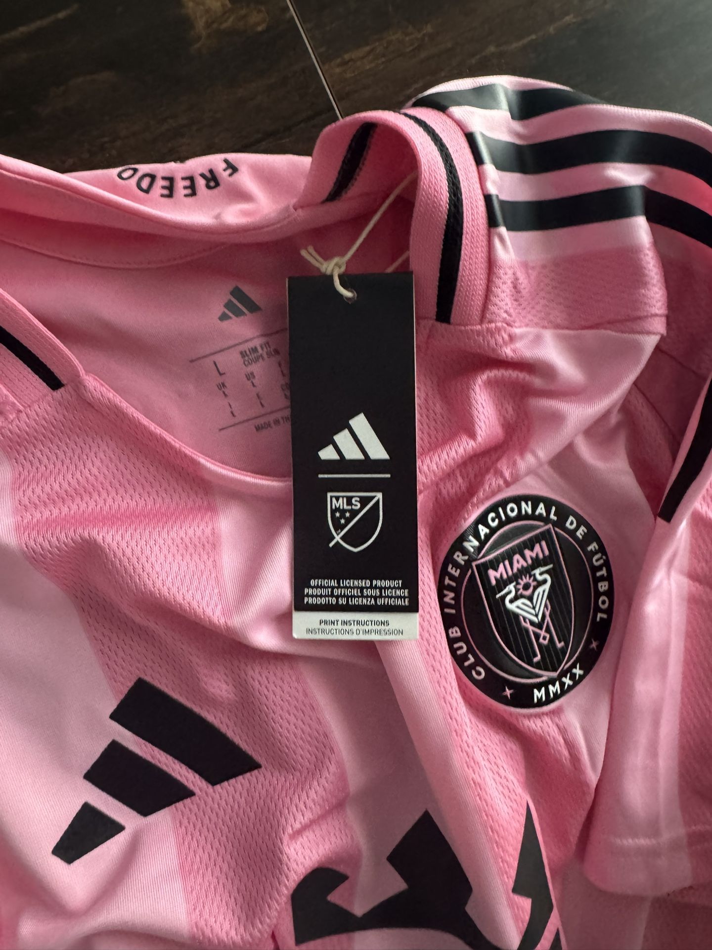 Messi Jersey: Size Large