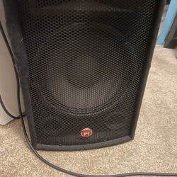Harbinger  M120 PA Speakers Used With Cables To hook Up Speakers Monitor