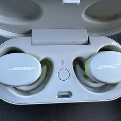 BOSE WIRELESS GOOD CONDITION 