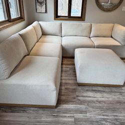Henredon 6-Piece Modular Sectional with Wood Base and Waterfall Design