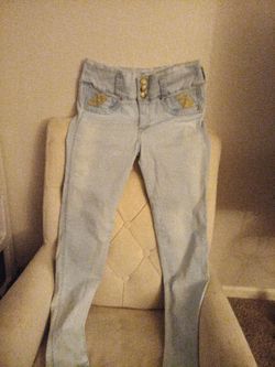 Tissini butt lifting jeans