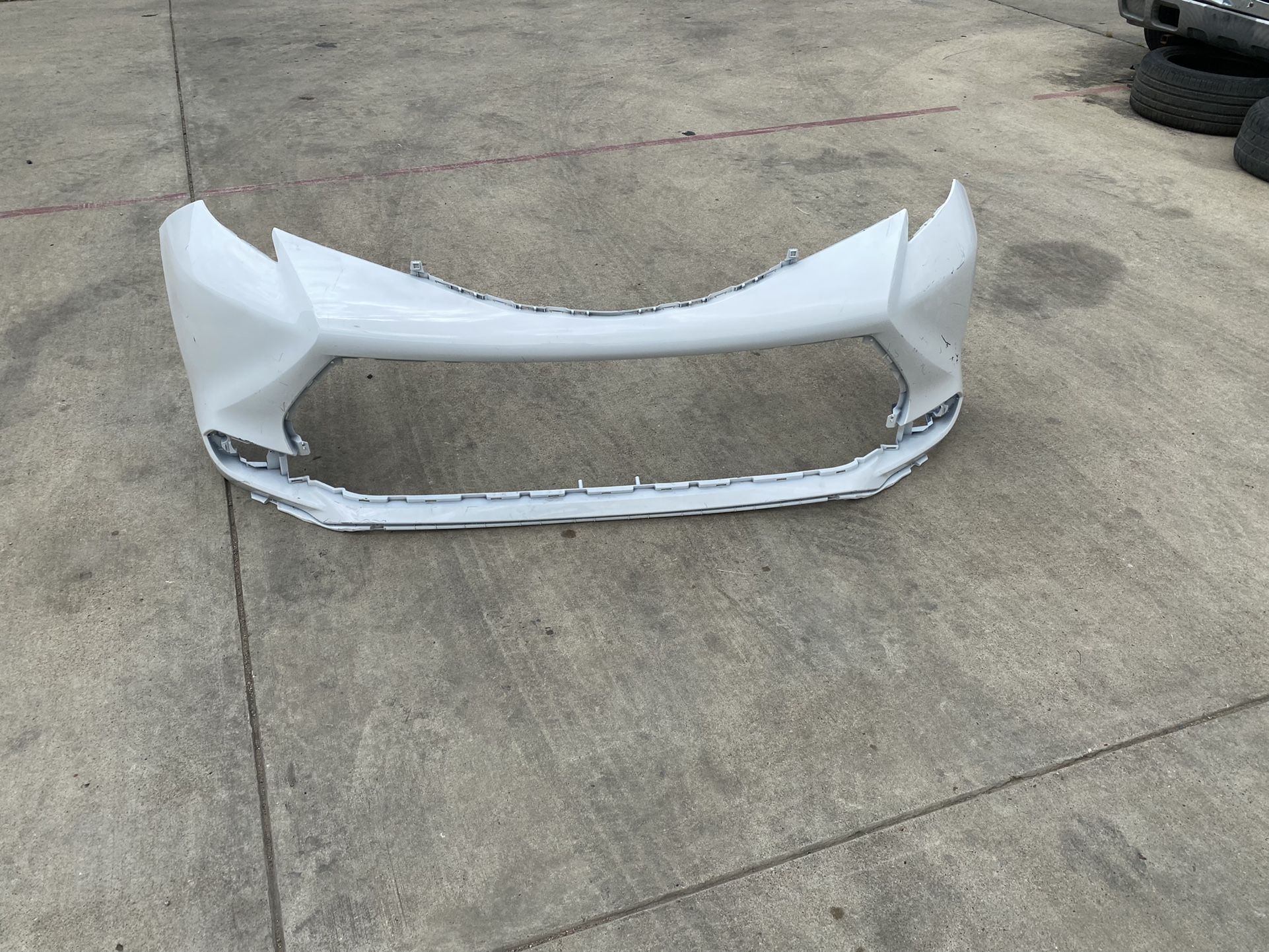 2021 Toyota Sienna Front Bumper Cover