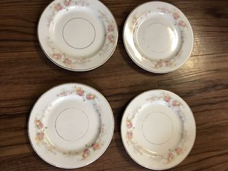 Set of four small teacup China plates 22k gold rimmed