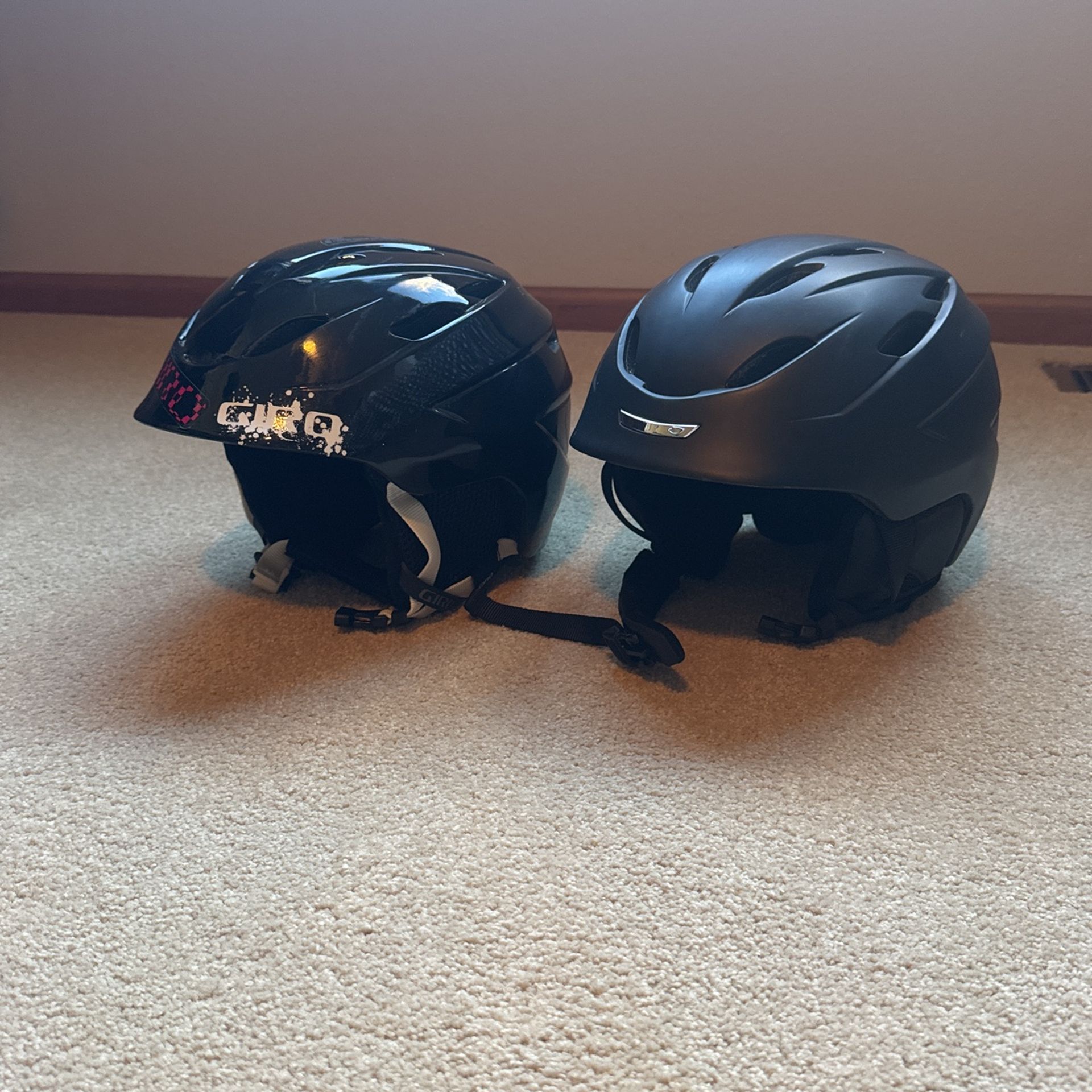 Pair Of Giro Youth Ski Helmets Adjustable Size S