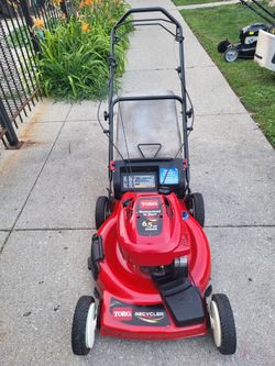 Lawnmover Toro Self Propelled In Excellents Conditions