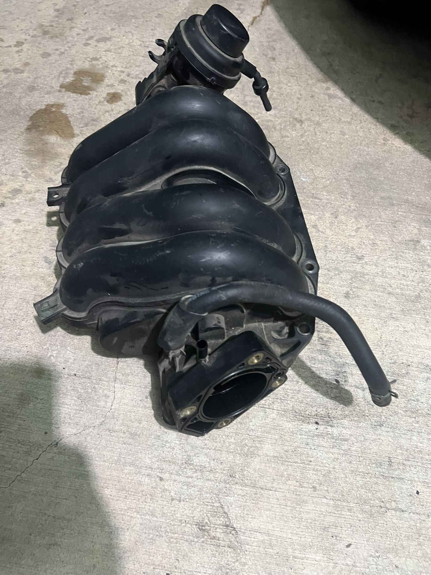 Honda Crv 2004 Intake Manifold