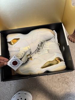 Retro Jordan 8 Champagne Special Edition