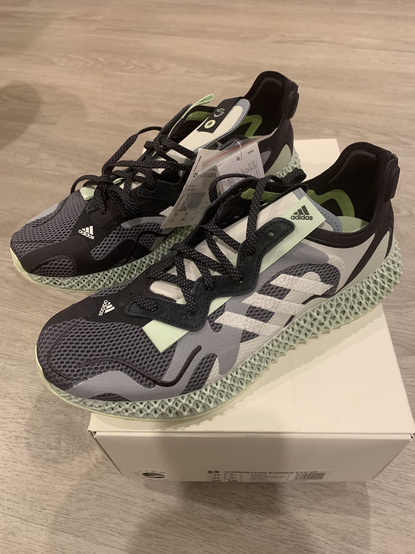 Adidas Consortium Runner Evo 4D Size 10 New yzy boost Dame