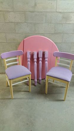 Table and 2 chairs