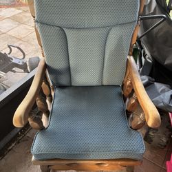 Antique Rocking Chair 