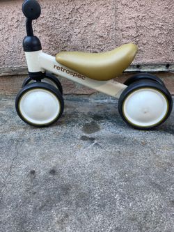 Baby balance bike