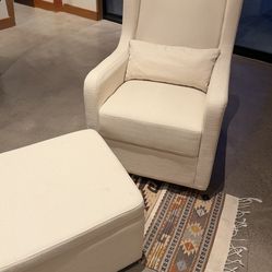 Nursery glider with storage ottoman