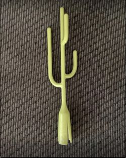 Boom Green Cactus Grass and Lawn Dying Rack Assessory