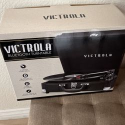 Black Victrola Bluetooth Turntable