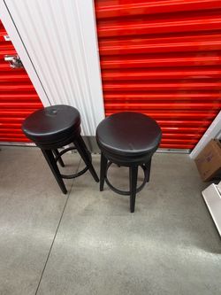 Backless Swivel Bar & Counter Stool