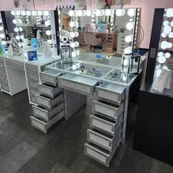 Mirror Make Up Vanity