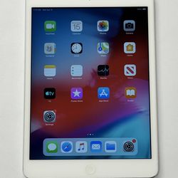 Apple iPad Mini 2 2nd Generation  7.9” 32GB Wi-Fi Tablet