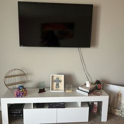 Roku 50 Inch Flatscreen 
