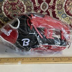 Baseball Glove (New-Never Used)