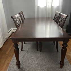 Table And Chairs 