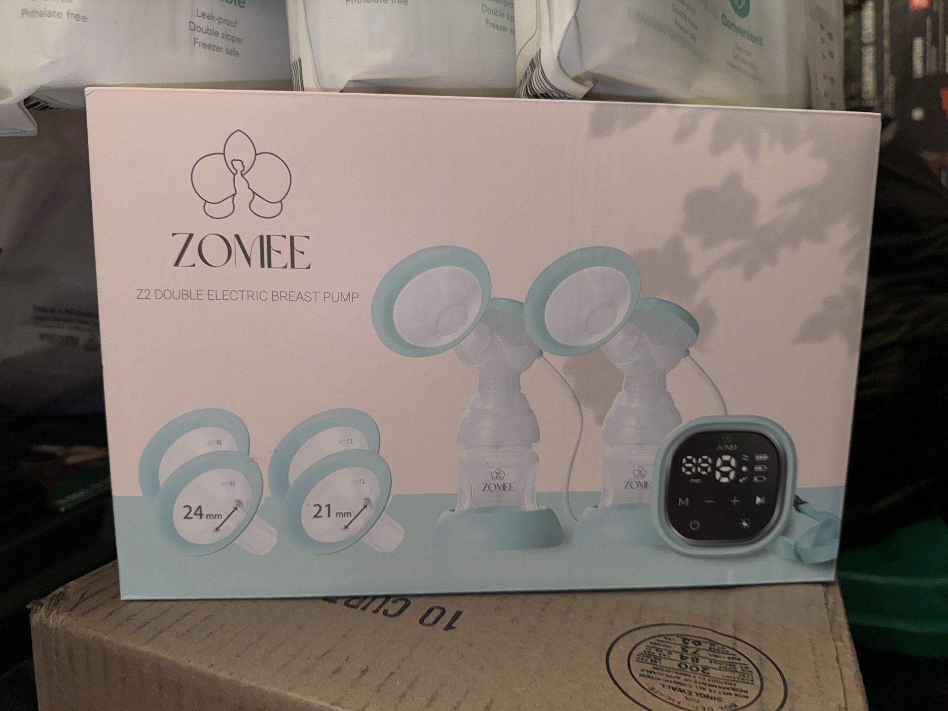 Brand New Machine For Moms And Storage Bags