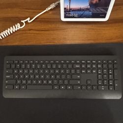 Black Wireless Office Keyboard