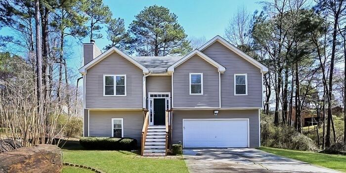 Available For immediate Move In
