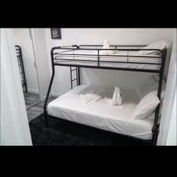 Metal bunk bed with included mattress